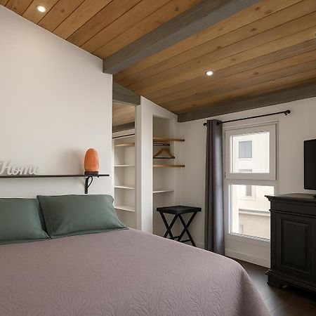Insolite Studio -La Tour Des Templiers- Montfrin Экстерьер фото